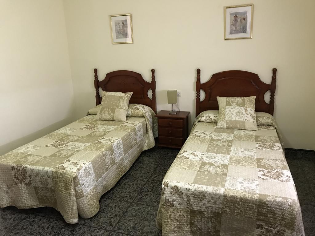 Hostal El Violi Cardona Exteriér fotografie
